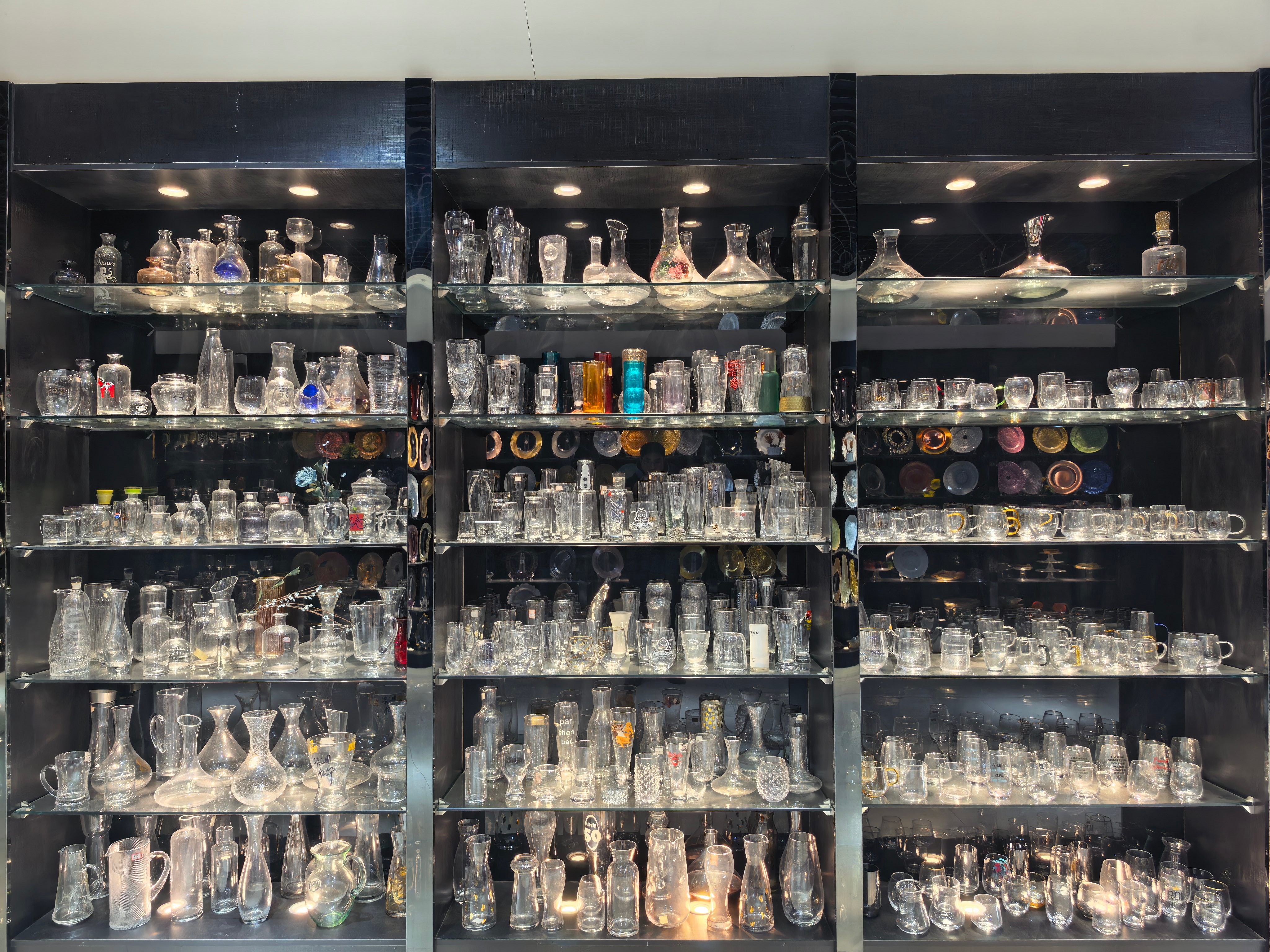 Vases and decanters