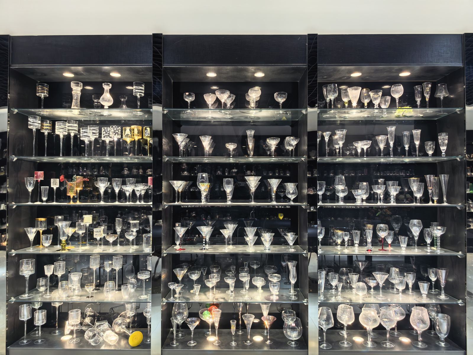 Cocktail stemware