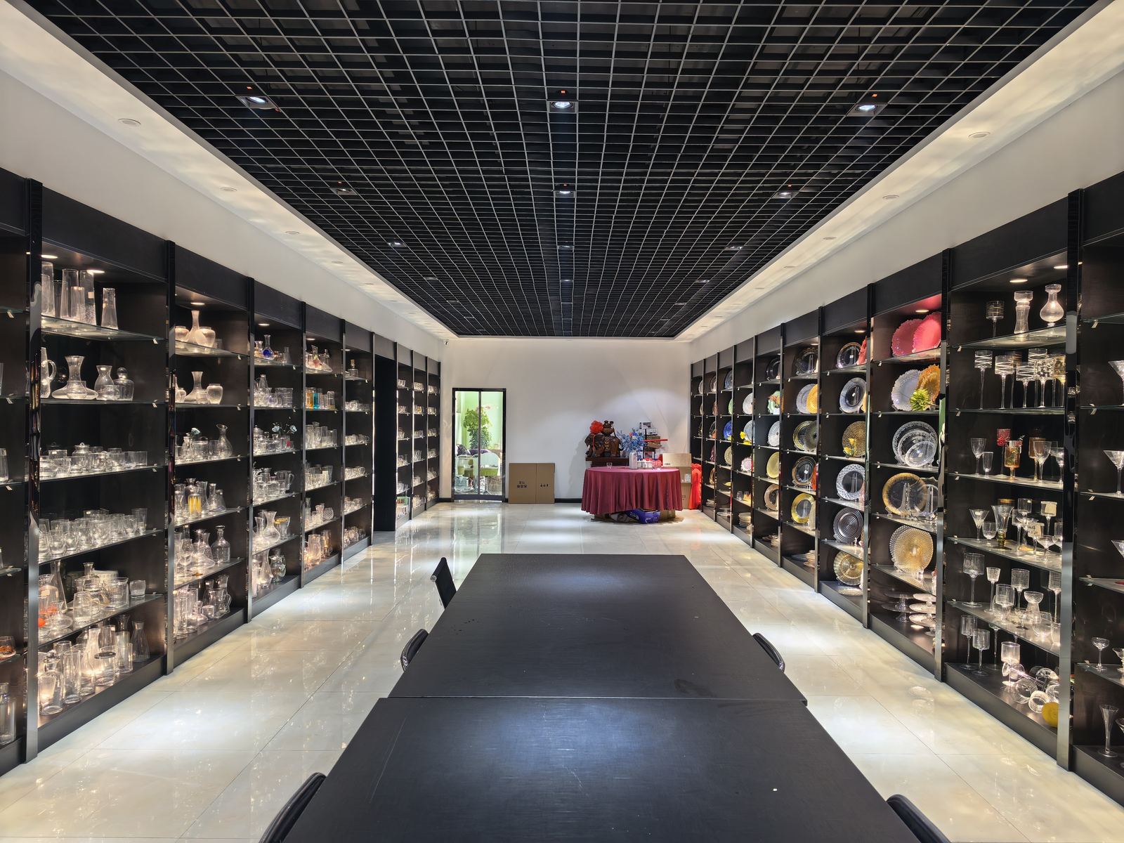 Showroom overview